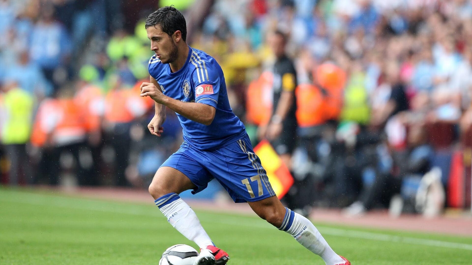 _未来运动装备展：科技赋能运动新体验_，科技运动装备广告词