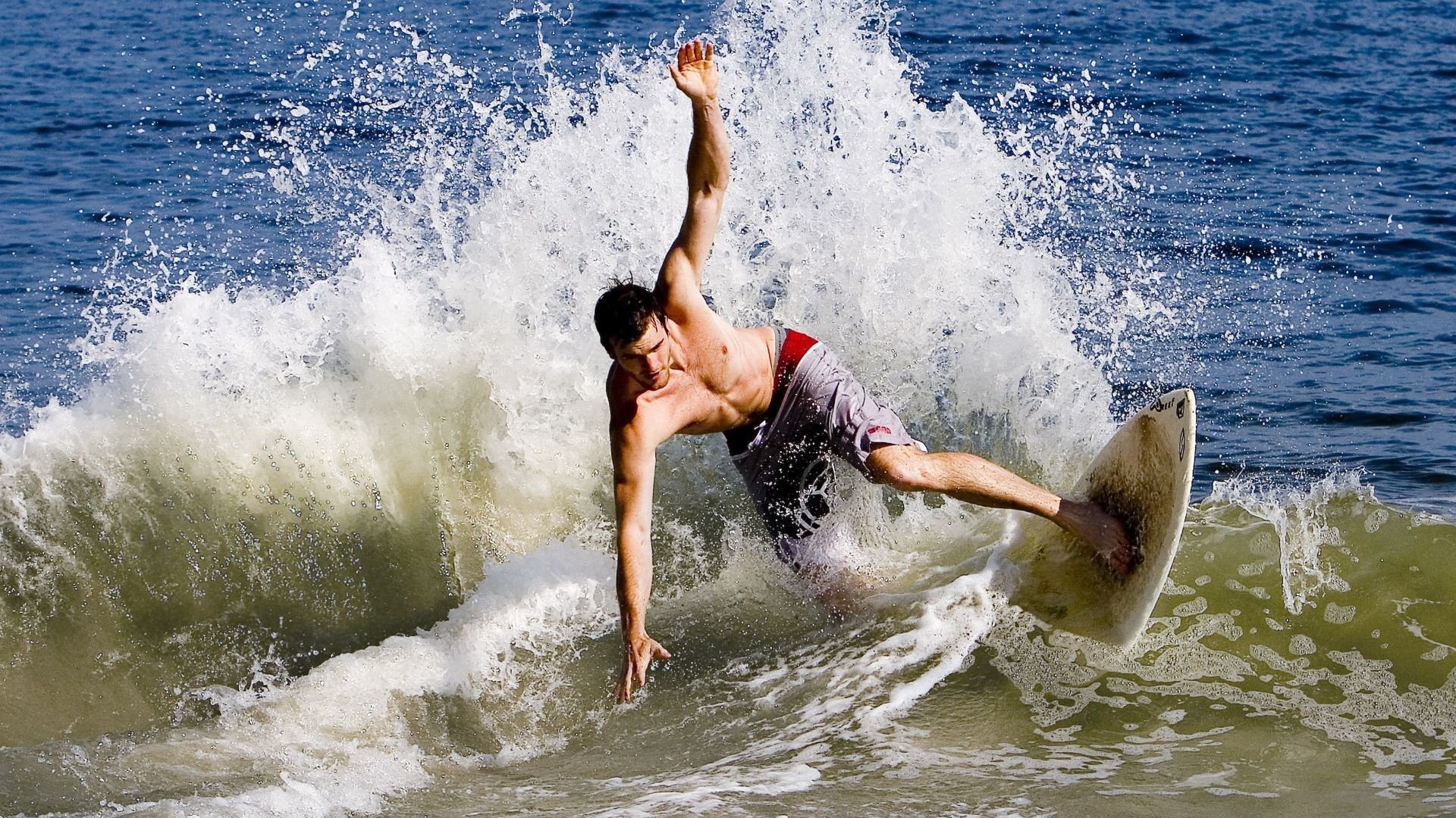 _运动摄影展：捕捉运动瞬间的艺术_，运动摄影有哪些形式