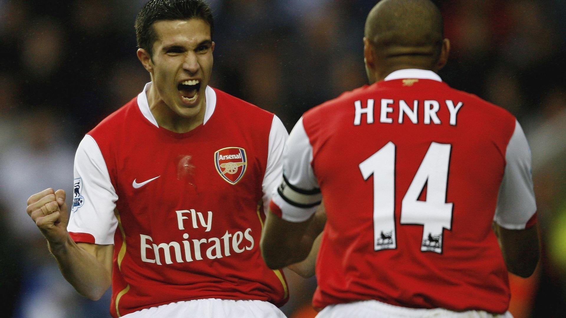 传奇“飞天大脚”：史上最震撼的远射瞬间，飞天大战